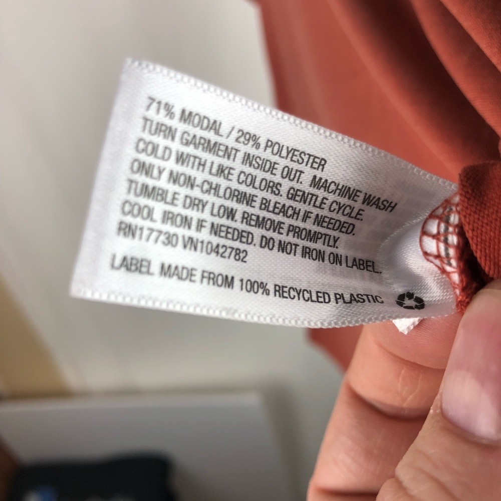 Mossimo Rust Tee - Picture 5 of 5